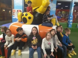 Студенты вторых классов посетили детский развлекательный центр «Наследники»